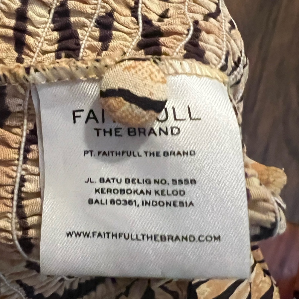 🌻Faithfull The Brand Tiger Print Sleeve Top - Picture 6 of 6